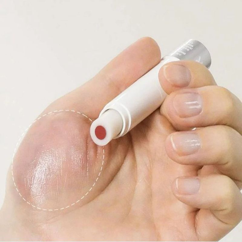 Унисекс Топящ се балсам за изглаждане на цвета на устните Swagger Flirting Lip Balm