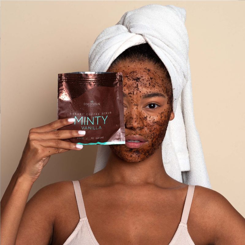 Пакет Натурален био скраб за лице и тяло COCOSOLIS Luxury Coffee Scrub BOX