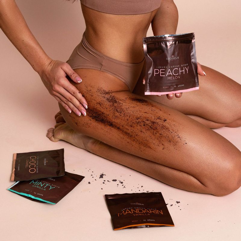 Пакет Натурален био скраб за лице и тяло COCOSOLIS Luxury Coffee Scrub BOX