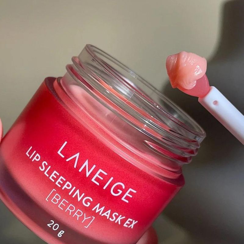 Подхранваща нощна маска за устни Горски плодове LANEIGE Berry