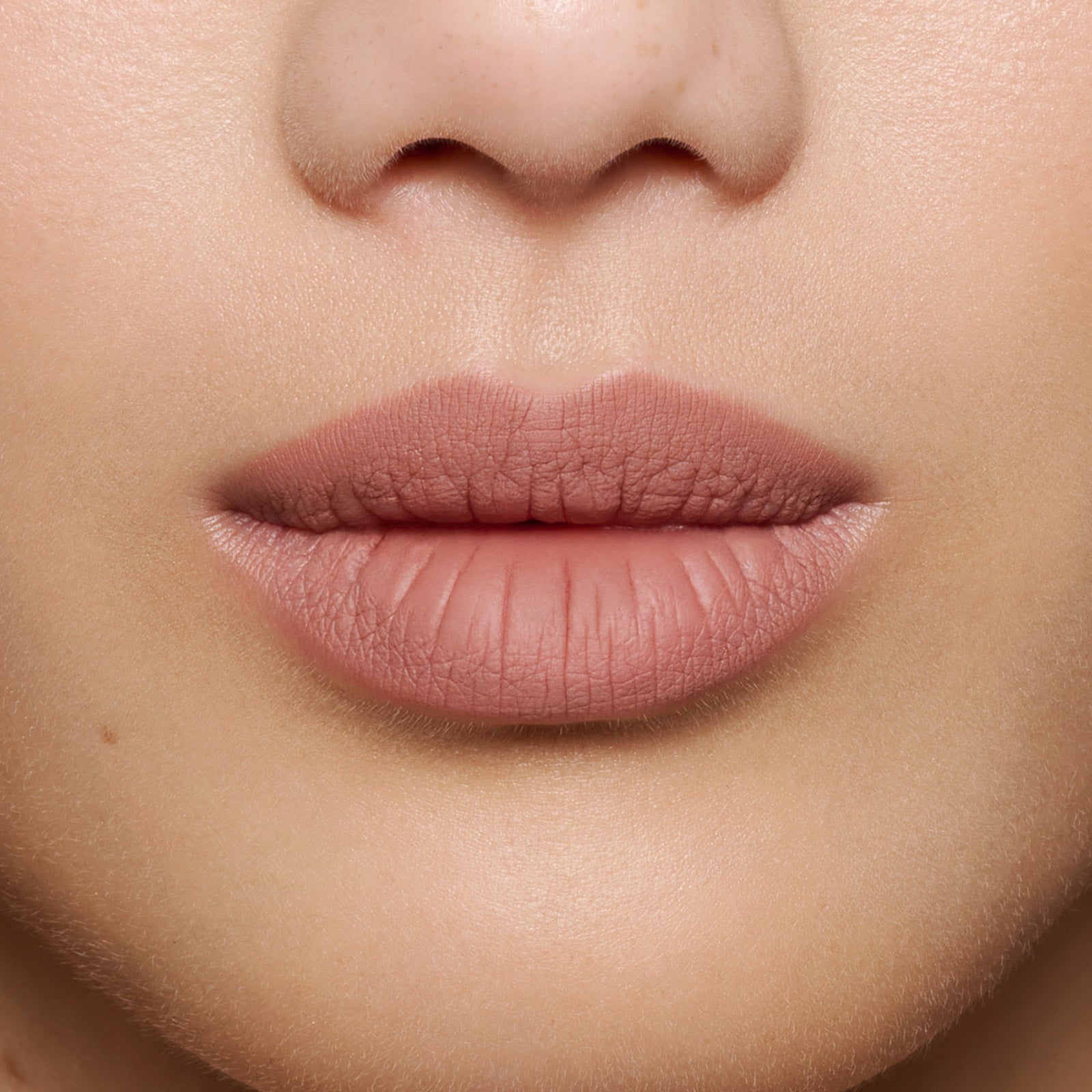 Молив За Устни TOO NUDE TO BE TRUE NL Beauty