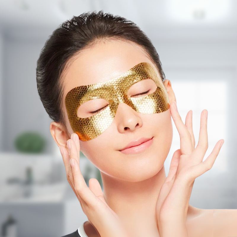 Златна хидратираща околоочна маска AHC Premium Hydra Gold Foil Mask
