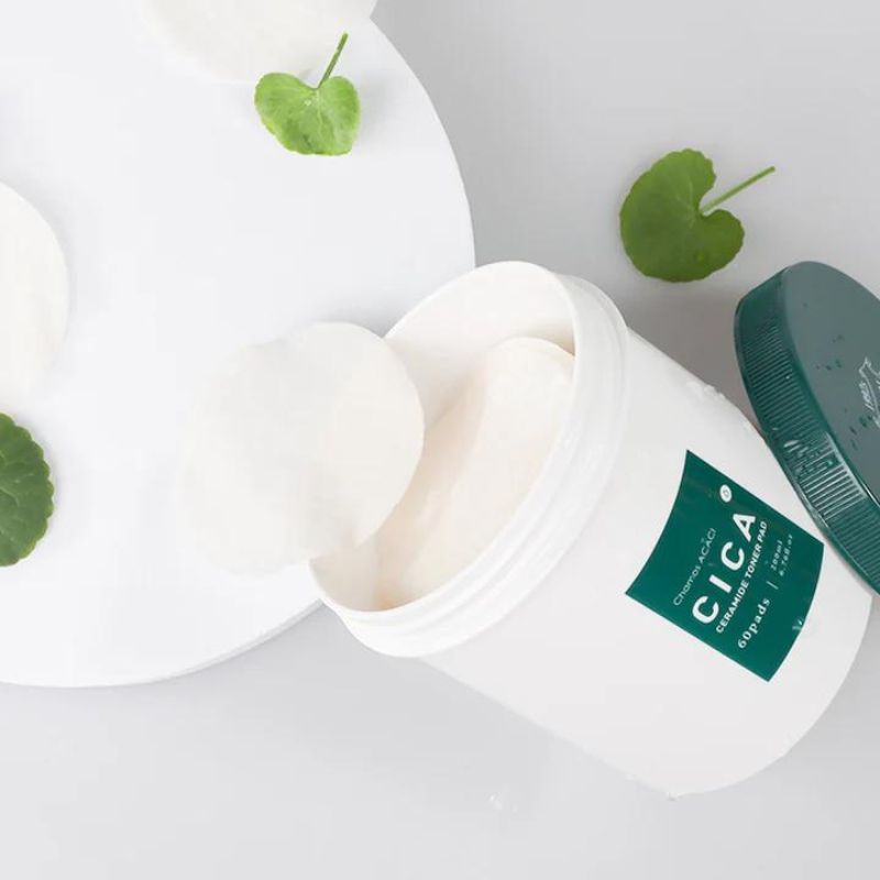 Успокояващи падове-тонер с Центела и Серамиди Chamos Acaci