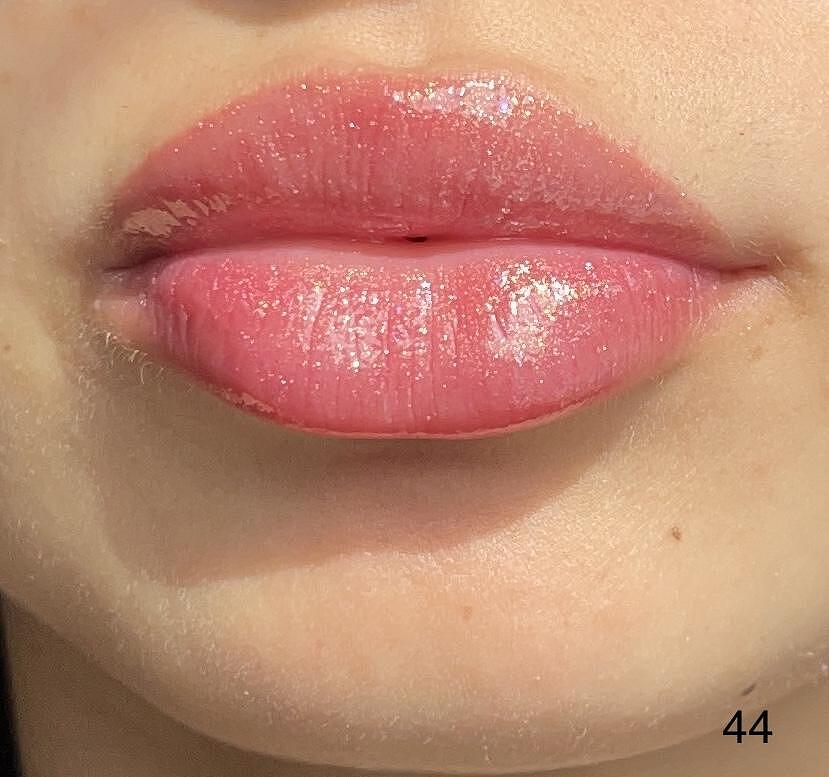 Гланц за устни с 3D ефект Brillance Hypnotique Vivienne Sabó