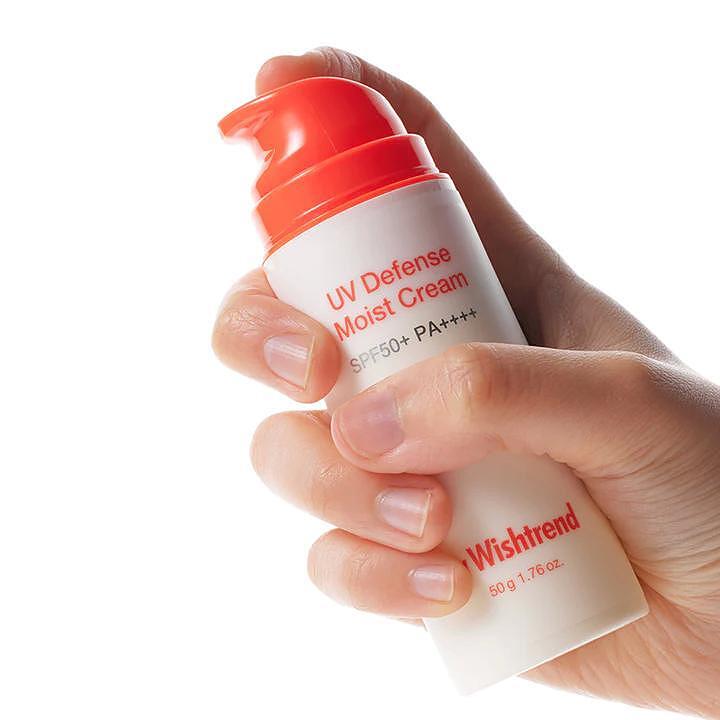 Хидратиращ слънцезащитен крем By Wishtrend UV Defense Moist Cream