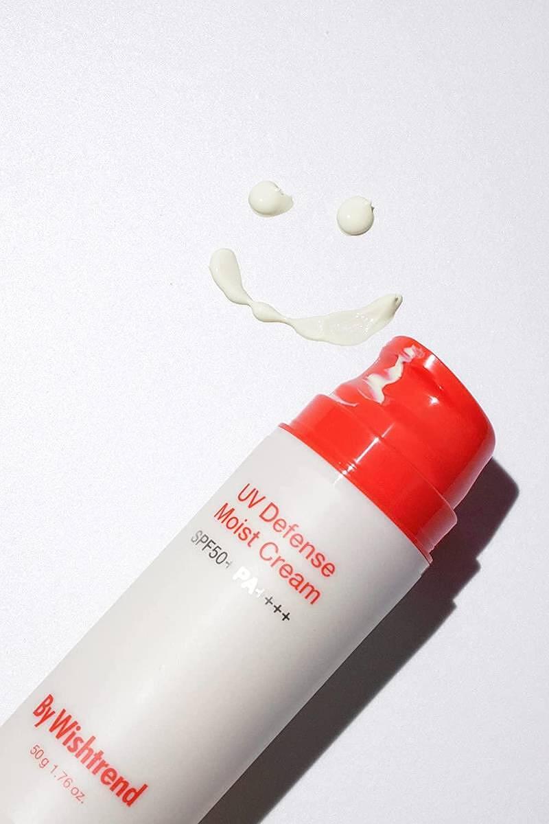 Хидратиращ слънцезащитен крем By Wishtrend UV Defense Moist Cream