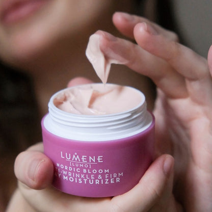 Дневен лифтинг крем Lumene NORDIC BLOOM Lumo