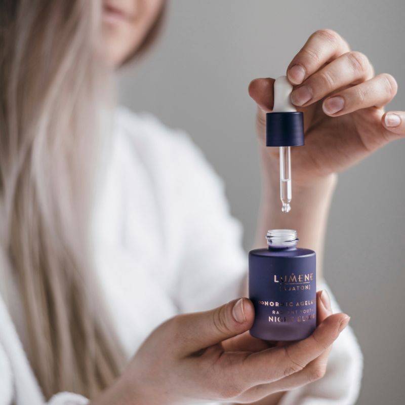 Нощен еликсир против бръчки Lumene NORDIC AGELESS Ajaton