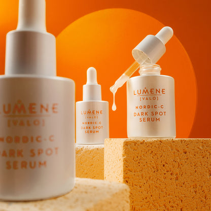 Против петна Серум за озарена кожа LUMENE NORDIC - C [VALO] Dark Spot Serum