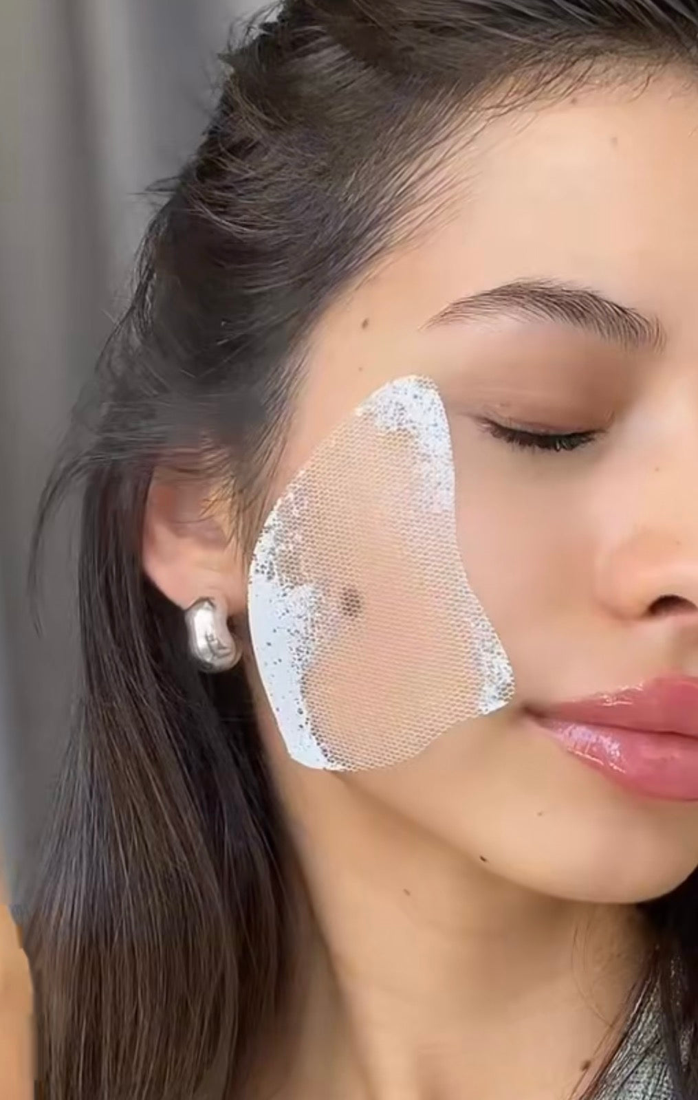 Колаген маска - Топящи се Колагенови пептидни пачове с лифтинг ефект ERNU Peptide Collagen Melting Film Patch
