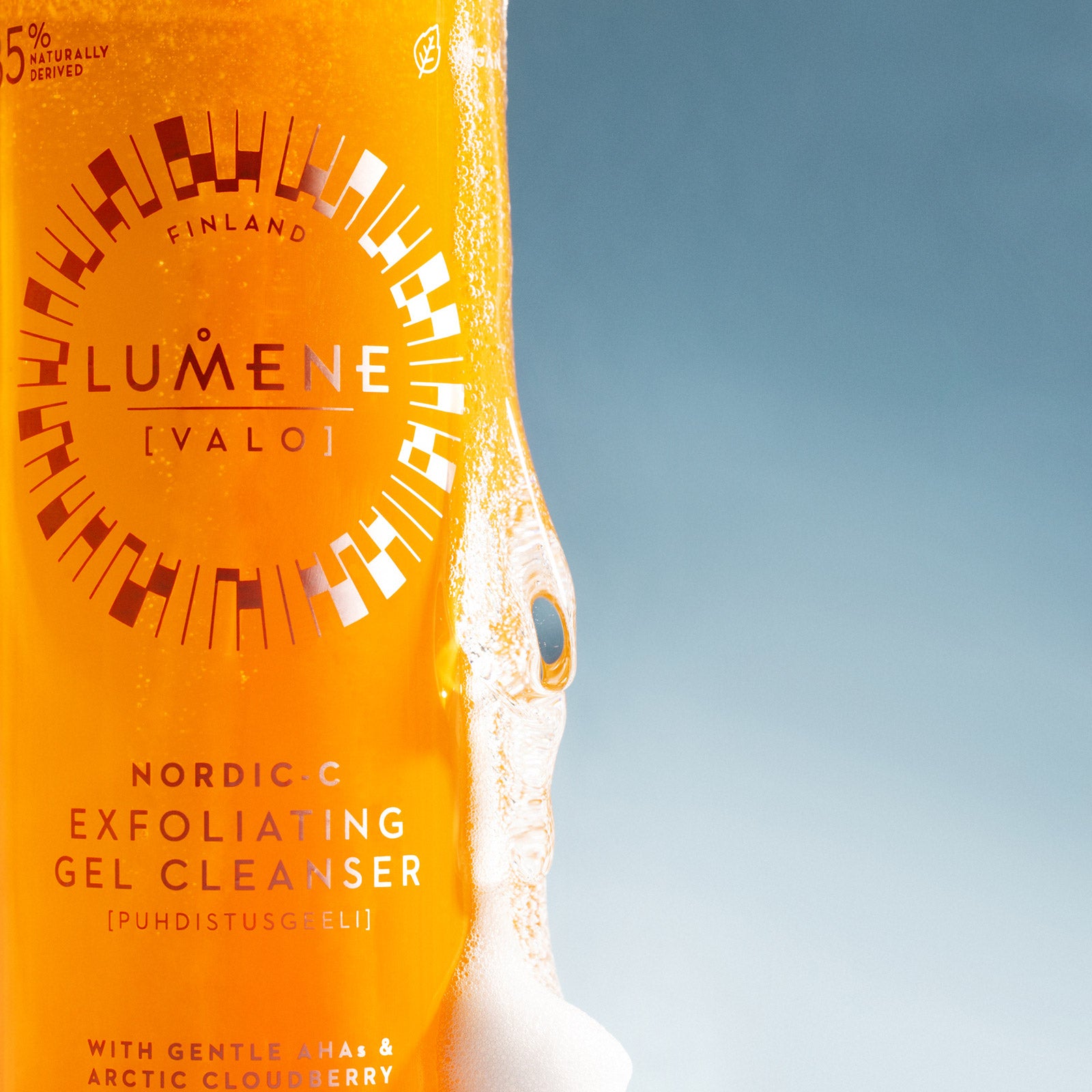 Почистващ ексфолиращ гел LUMENE NORDIC - C [VALO] Exfoliating Gel Cleanser