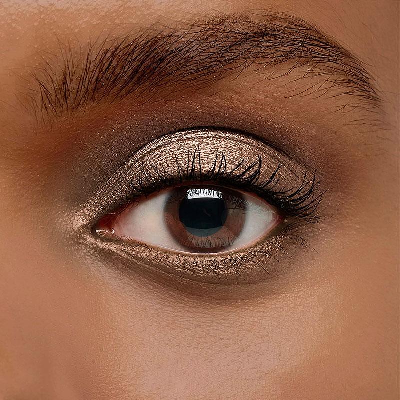 Едноцветни дълготрайни сенки за очи Isadora Single Power Eyeshadow