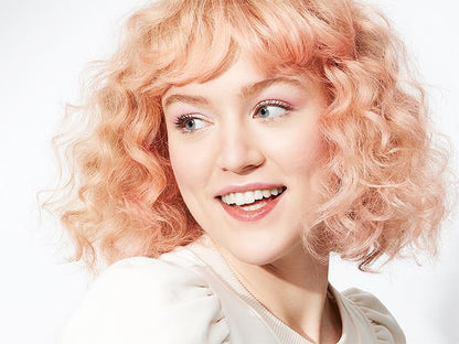 Професионален Тониращ мус за обем Cutrin Aurora CC apricot mousse