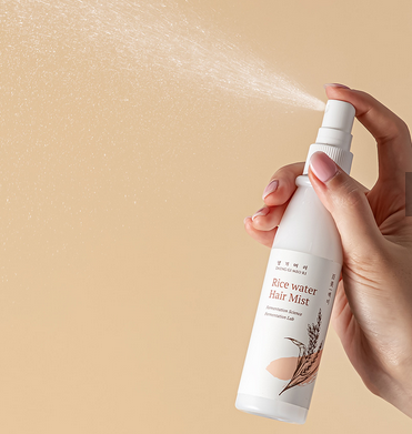 Ароматен спрей-грижа за хидратация и блясък DOORI Перлен блясък Rice Water Hair Mist